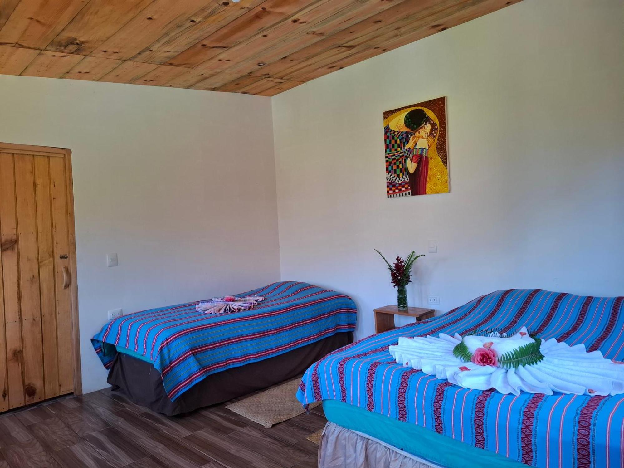 Eco-Hotel Mayachik San Juan La Laguna Buitenkant foto